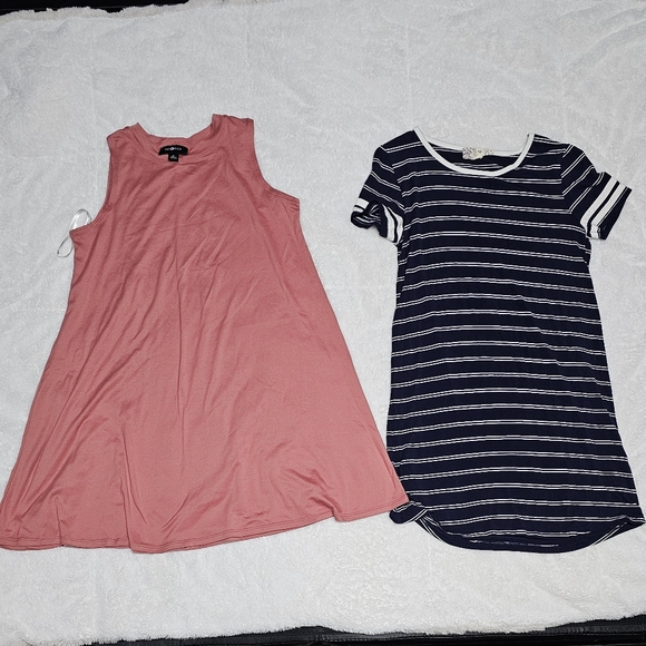 Set of 2 girls dresses - Picture 1 of 5
